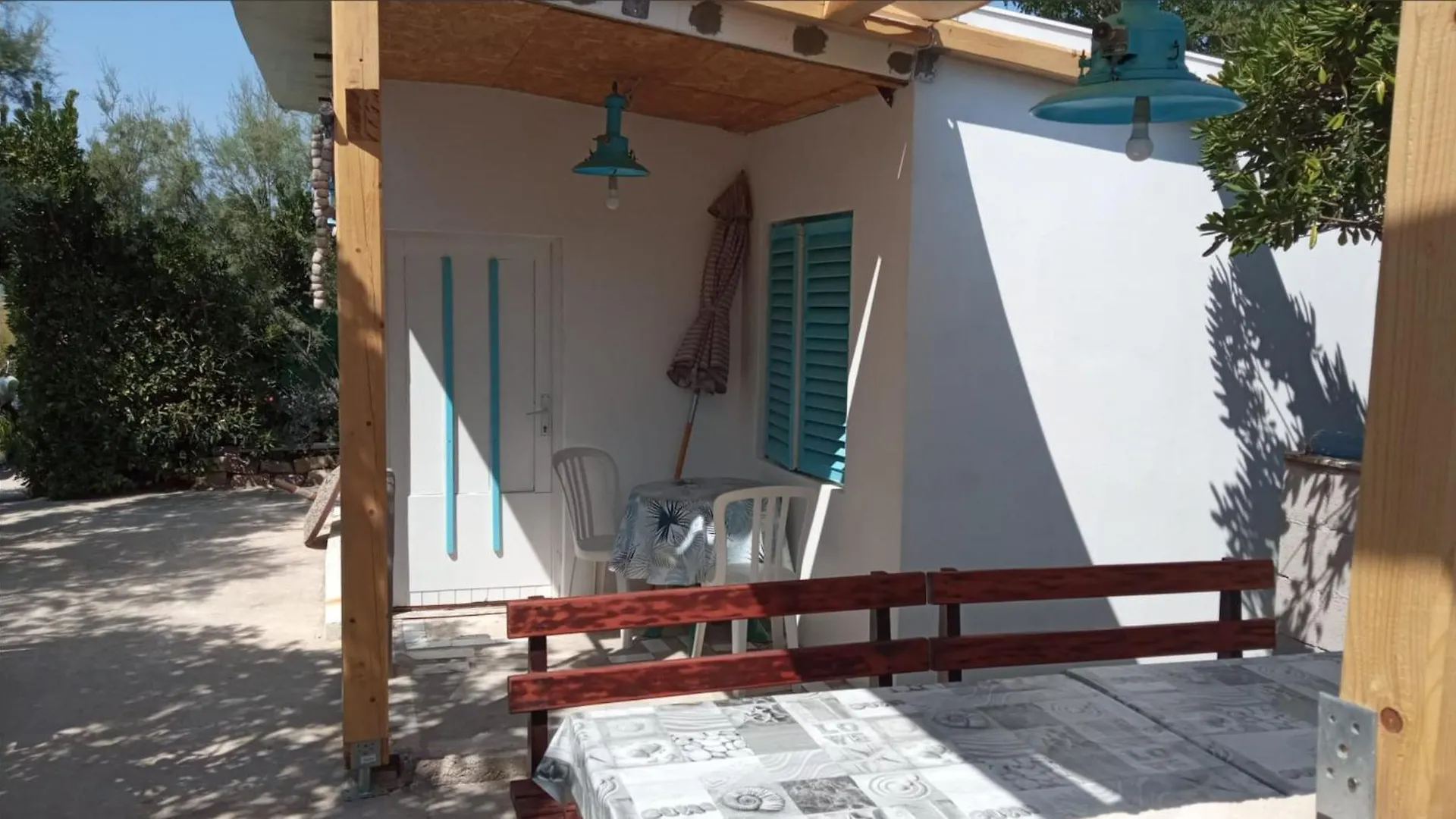 Tonino Holiday House パグ 別荘